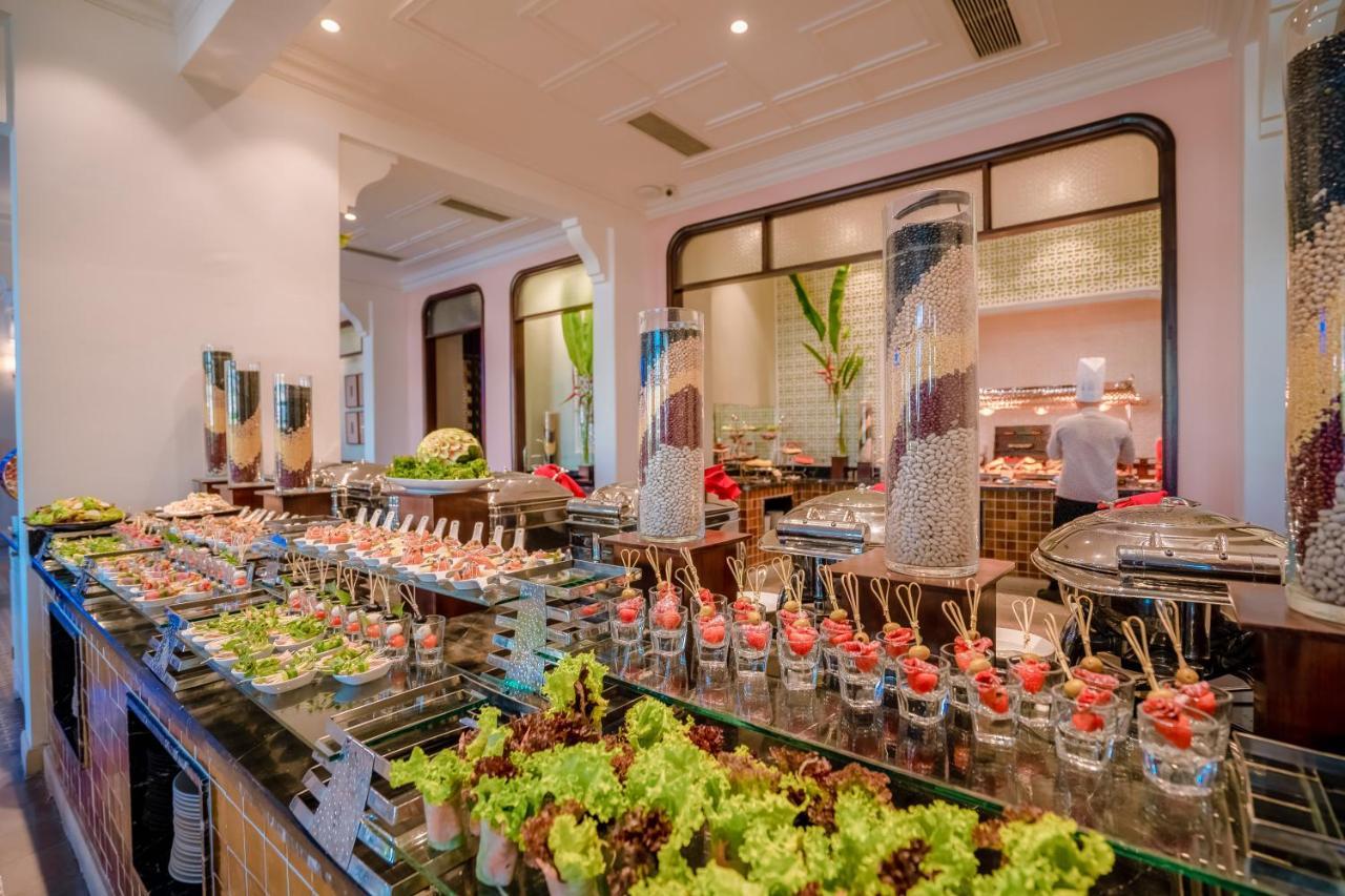 Allegro Hoi An . A Little Luxury Hotel & Spa Exterior photo A salad bar