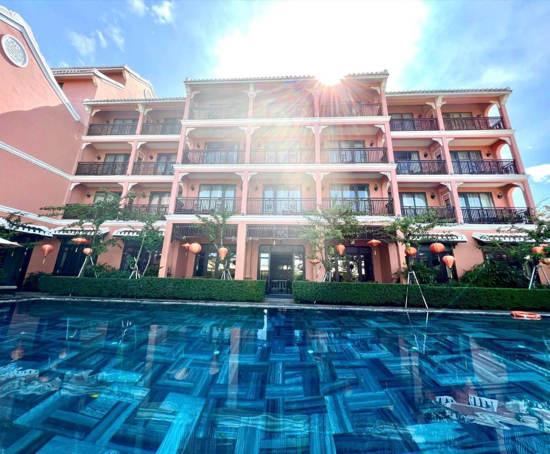 Allegro Hoi An . A Little Luxury Hotel & Spa Exterior photo The Royal Paradise Hotel and Spa