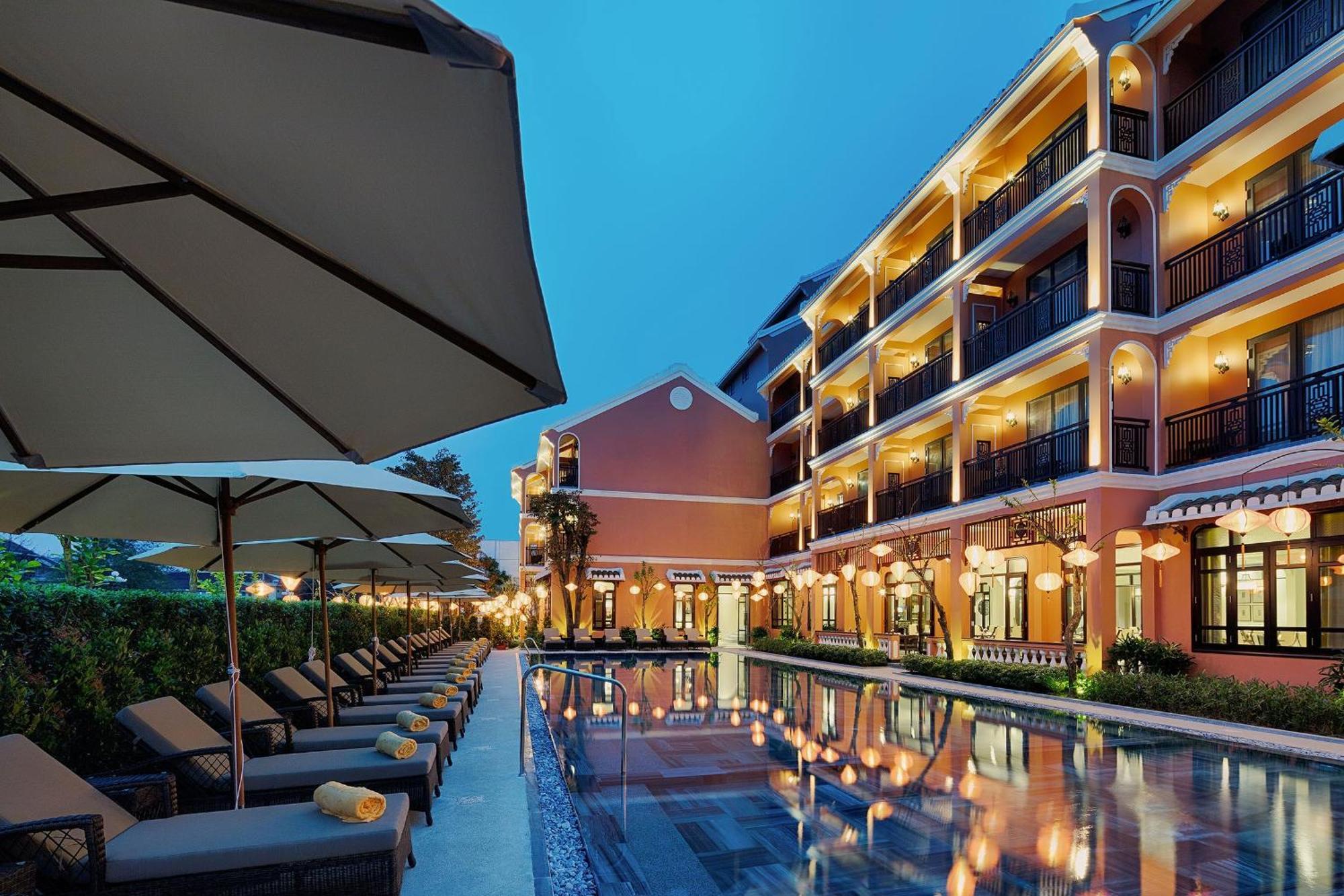 Allegro Hoi An . A Little Luxury Hotel & Spa Exterior photo The Riverview Pool at The River